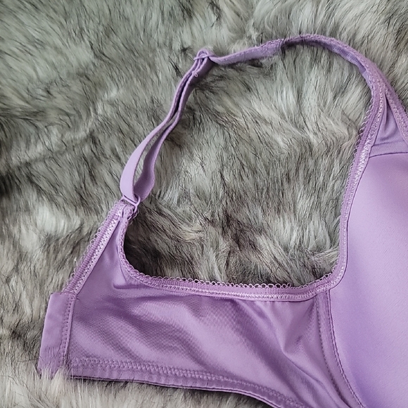 Wacoal Lilac Full-Coverage Bra - Picture 7 of 11